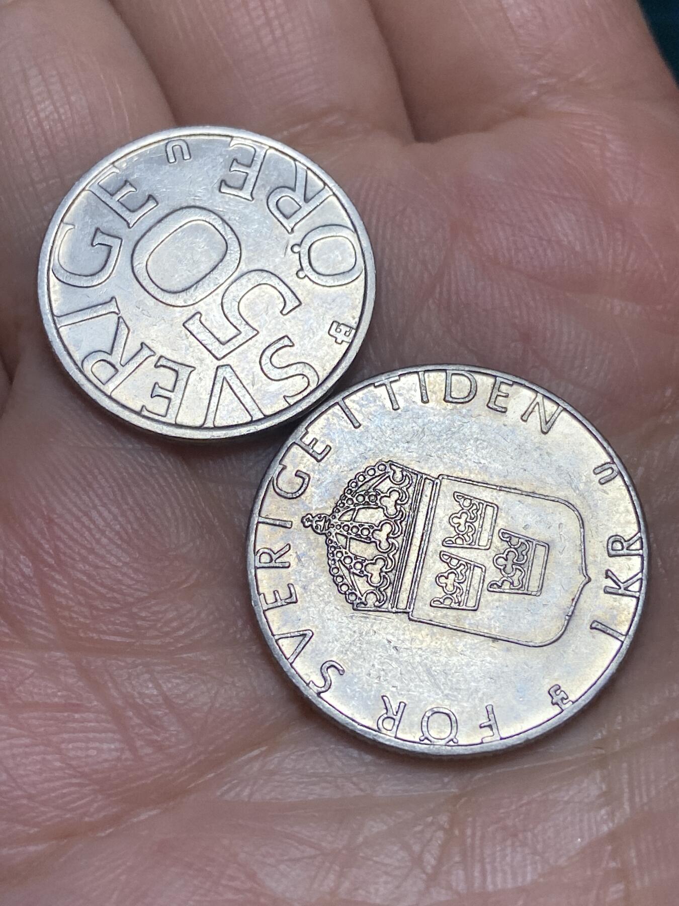 2026年第二十八场(总第一百九十七场）新春初七特拍场(佣金3%最低1元) 瑞典🇸🇪2枚：1983年50欧尔，78年1克朗(卡尔十六世古斯塔夫时期)