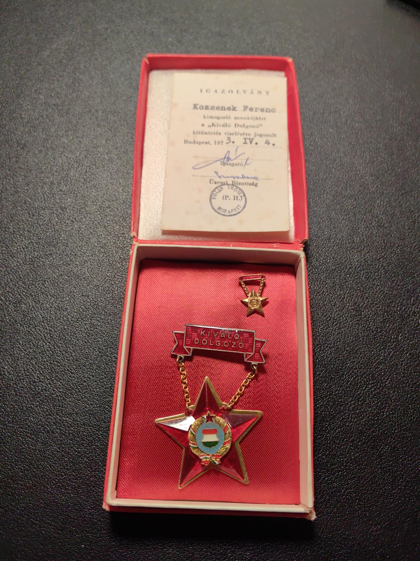 靖甫拍卖第五场 匈牙利劳动优秀 原盒略小证