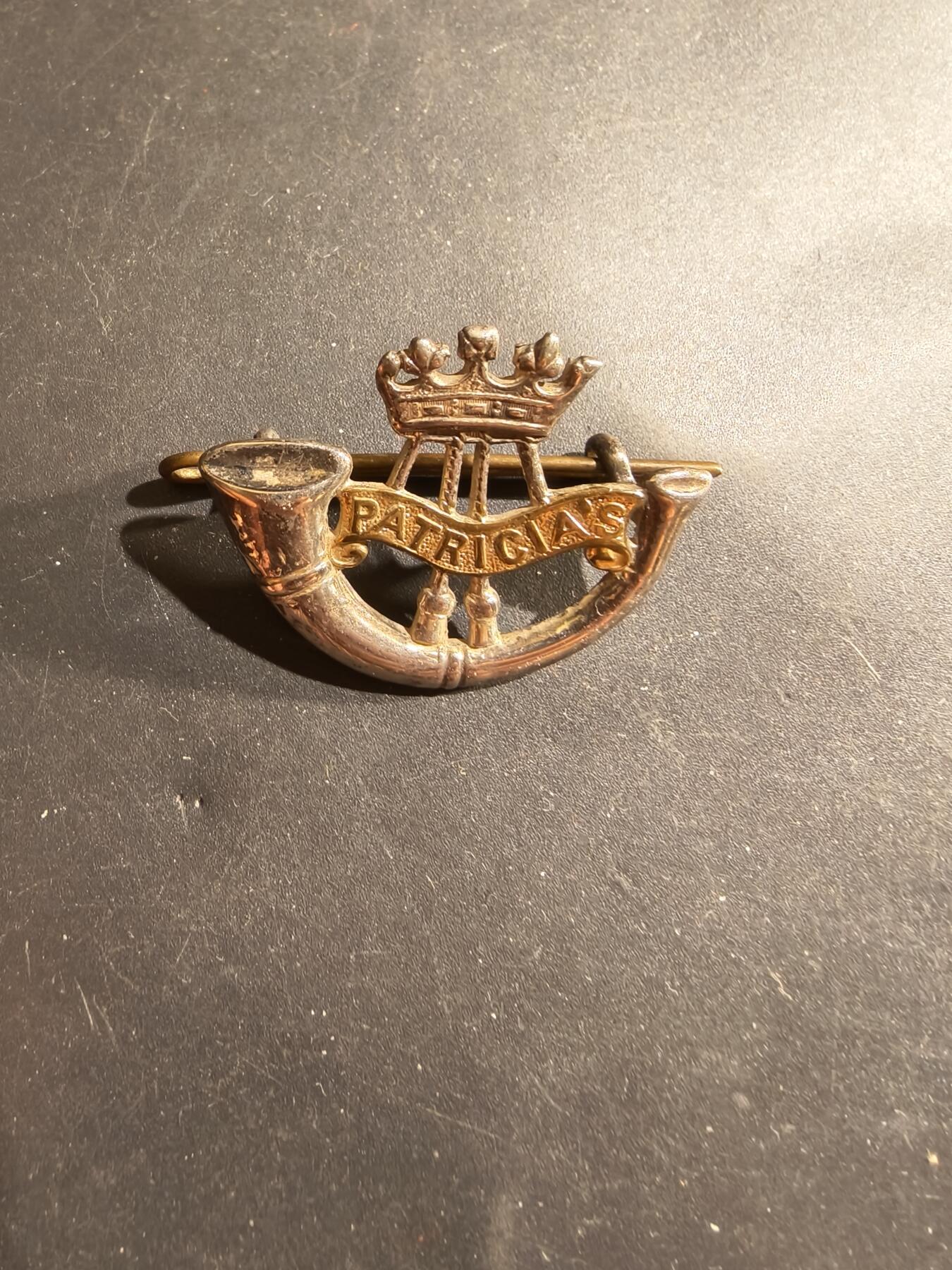 老王徽章第183期 英联邦加拿大帕特里夏公主轻步兵团帽徽    一战时期