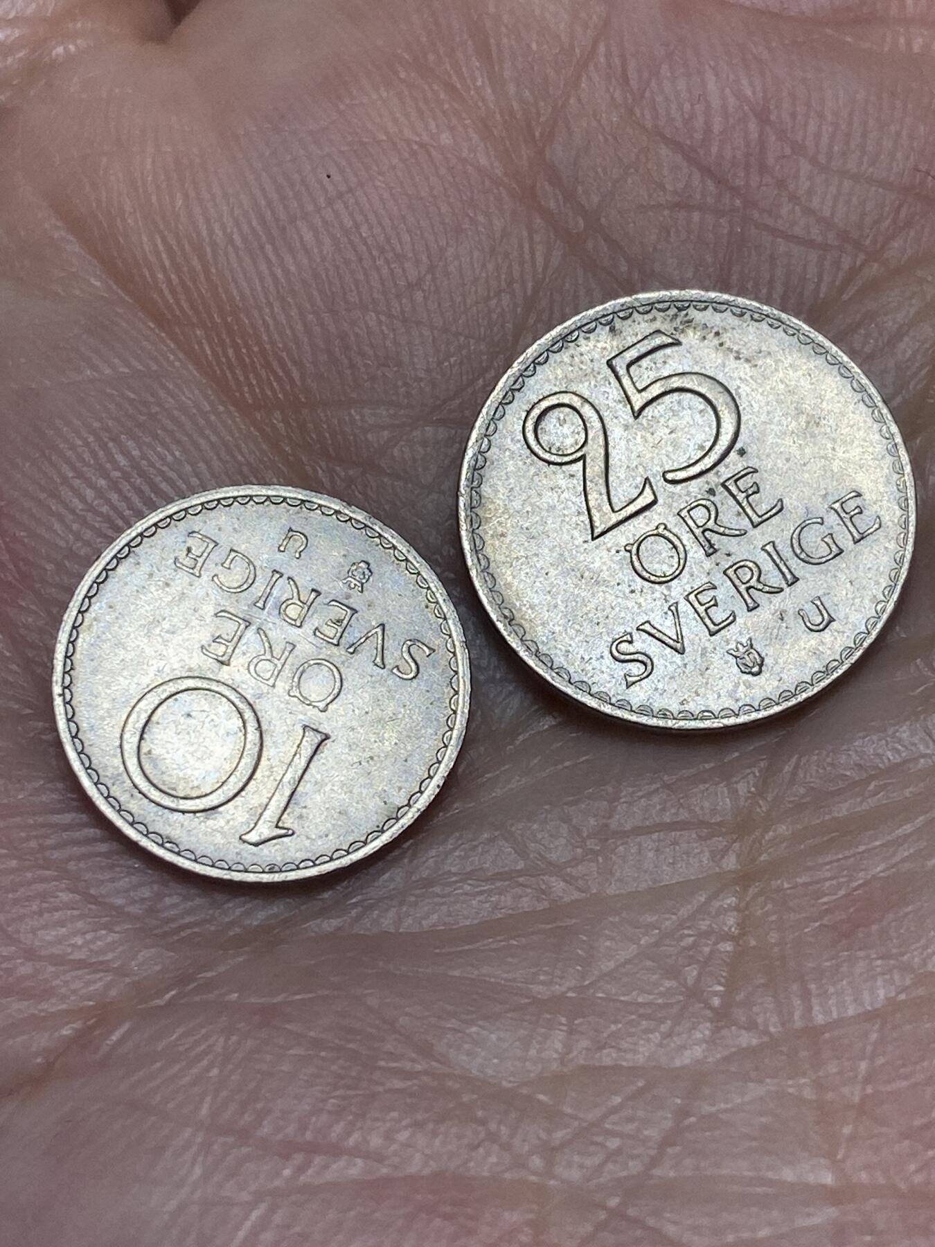 2026年第二十八场(总第一百九十七场）新春初七特拍场(佣金3%最低1元) 瑞典🇸🇪1967年10欧尔，1972年25欧尔(古斯塔夫六世第二版)