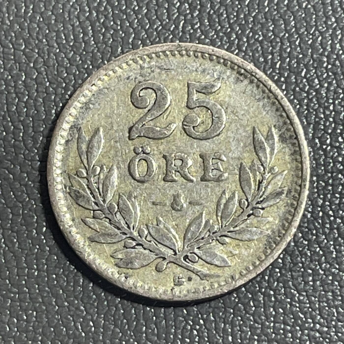 回流0218 新春快乐，马年大吉！ 瑞典1937年古斯塔夫五世25欧尔银币 银价2.4*60%*20=29元