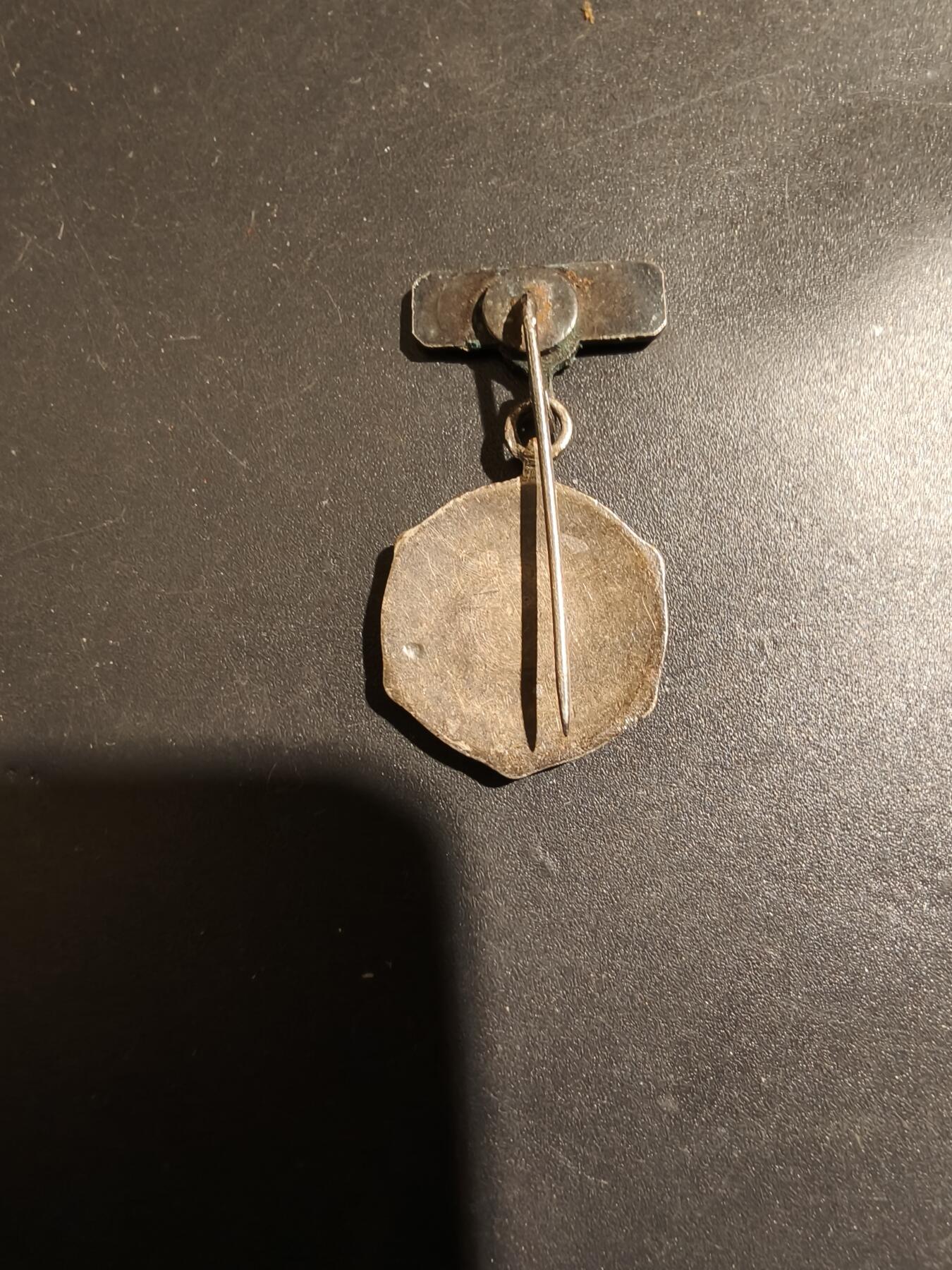 老王徽章第183期 波兰人民共和国成立10周年纪念章迷你针插