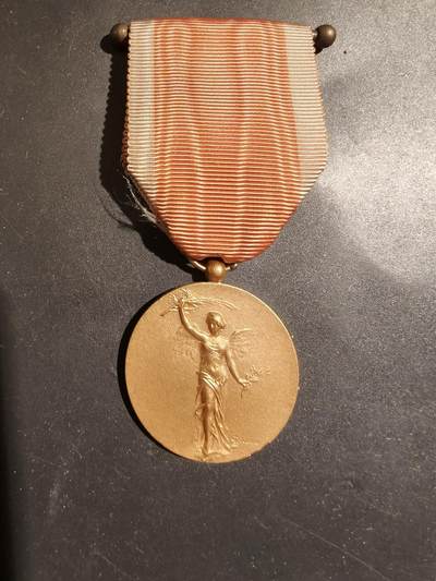 老王徽章第183期 - 法国体育委员会金级纪念章