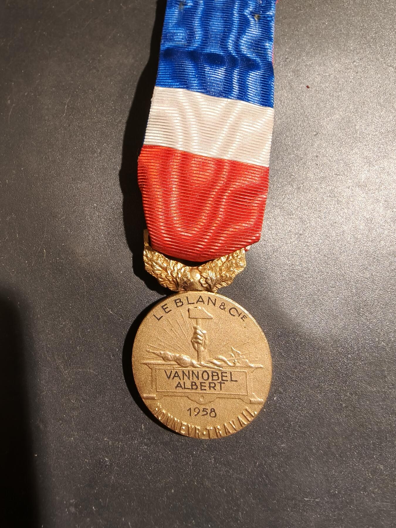 老王徽章第183期