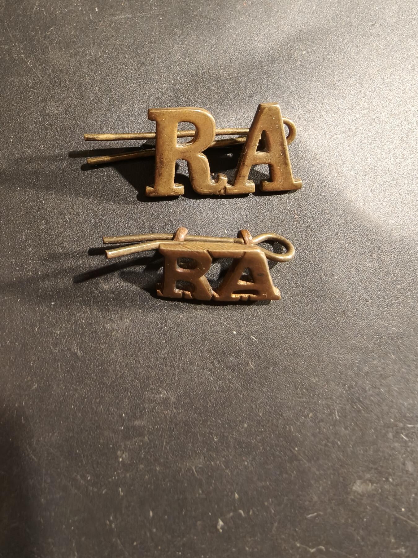 老王徽章第183期 英国皇家炮兵肩章一组    一战时期