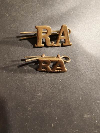 老王徽章第183期 - 英国皇家炮兵肩章一组    一战时期