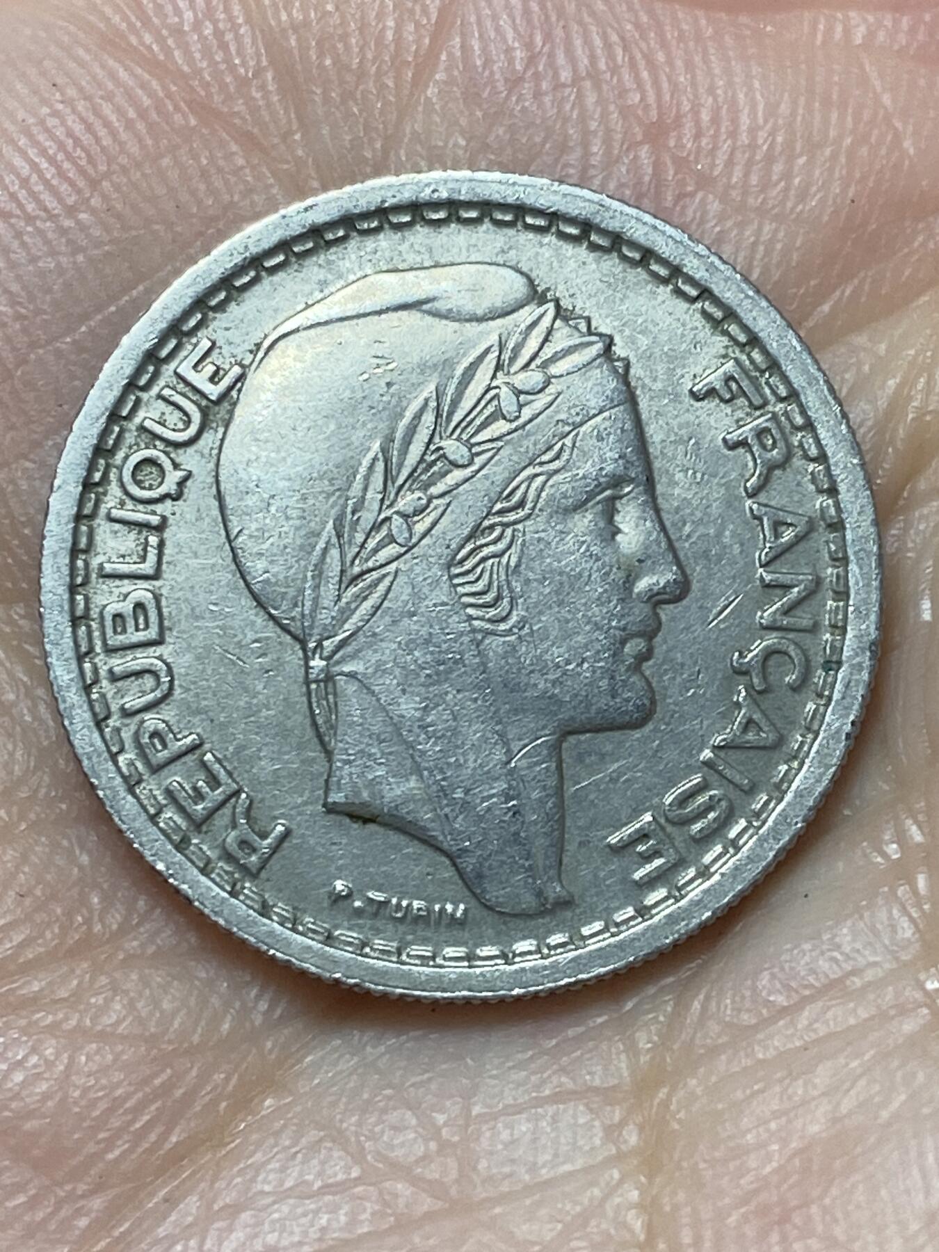 2026年第二十九场(总第一百九十八场）英国一线回流散币新年初九特拍场第一场(免佣金) 少见–法属阿尔及利亚1949单年份20法郎