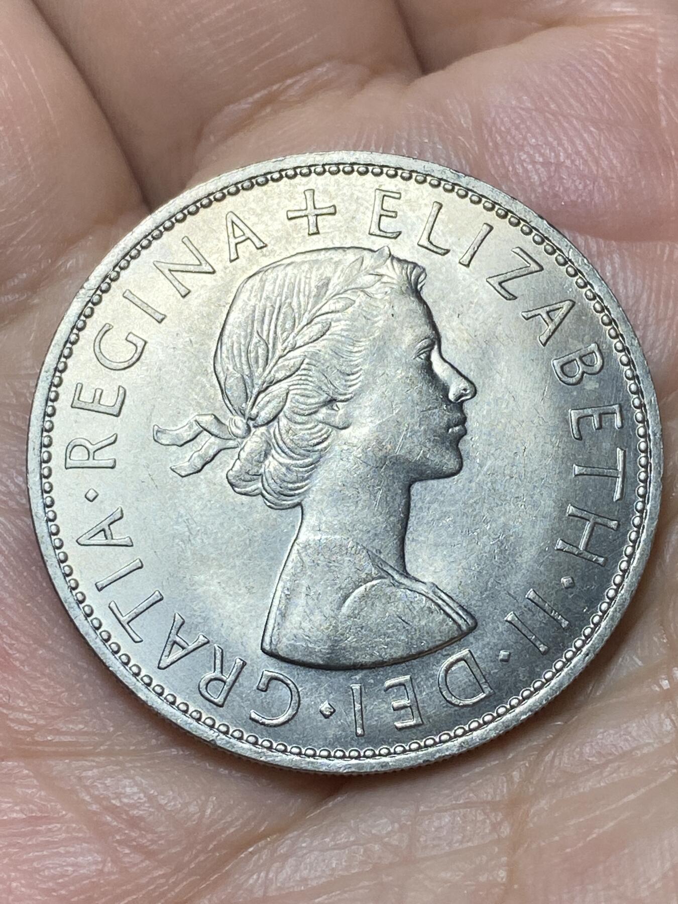 2026年第二十九场(总第一百九十八场）英国一线回流散币新年初九特拍场第一场(免佣金) 原光好品–英国🇬🇧1967年半克朗(伊丽莎白二世青年桂冠第二版，普制币关门年)