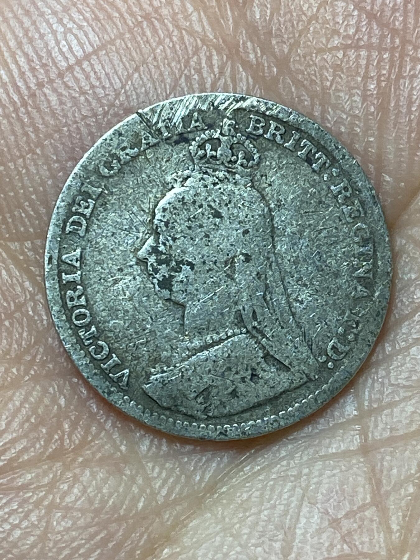 2026年第二十九场(总第一百九十八场）英国一线回流散币新年初九特拍场第一场(免佣金) 英国🇬🇧1891年3便士银币(维多利亚女王老年高冠，925高银)