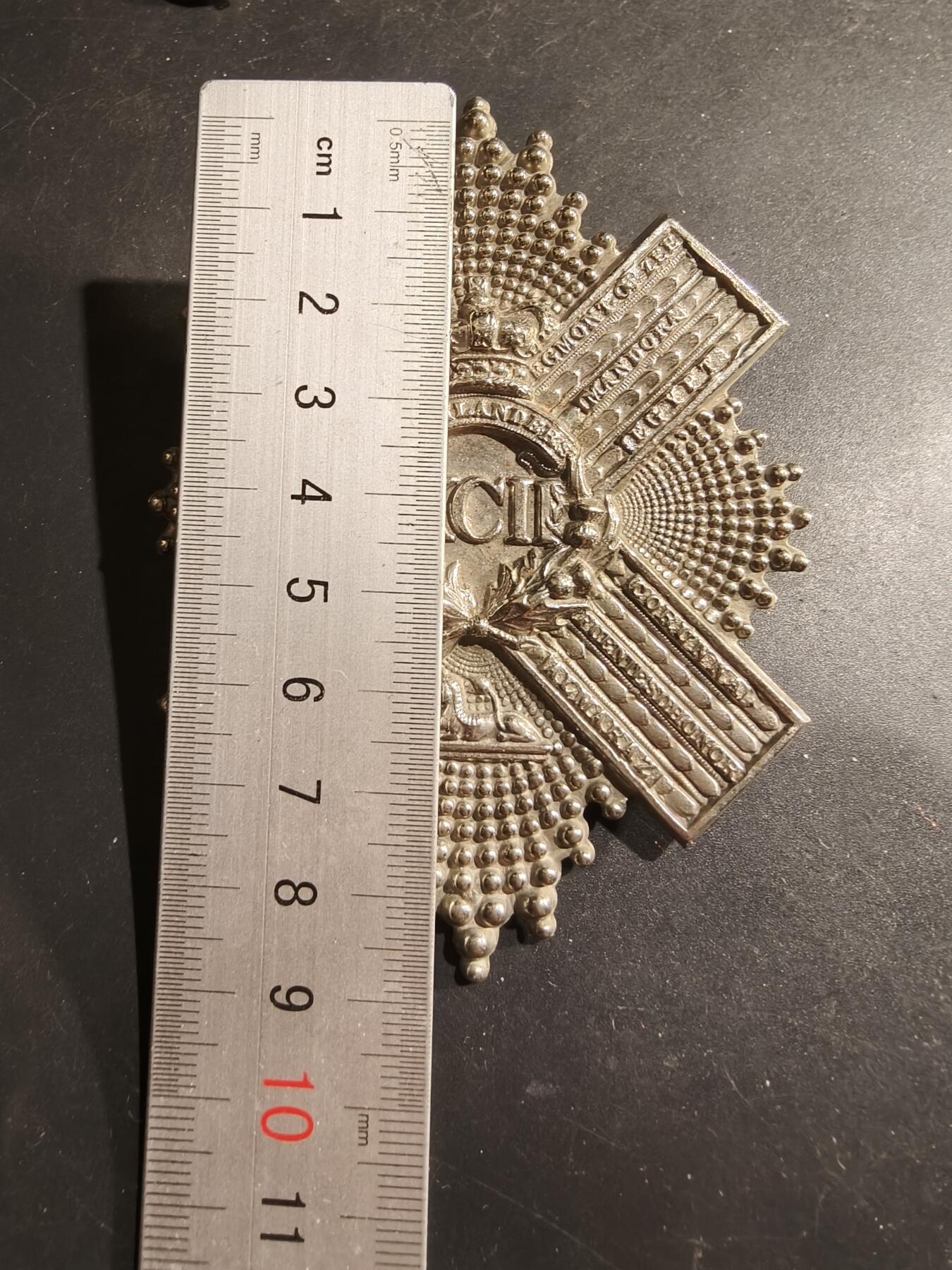 老王徽章第183期 英国第92戈登高地步兵团腰带徽章     大尺寸     维多利亚时期