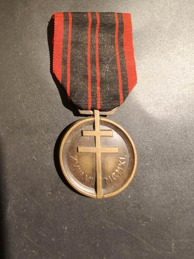 老王徽章第183期 - 法国二战抵抗奖章