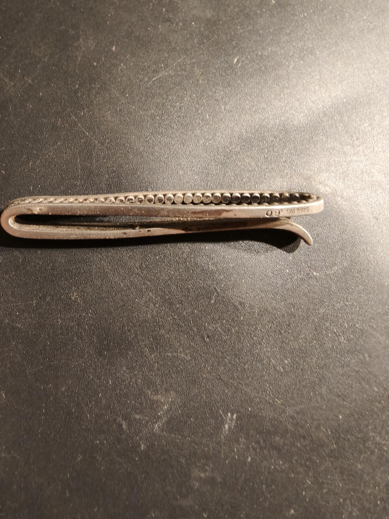 老王徽章第183期 丹麦银夹子      925银     8.1g      