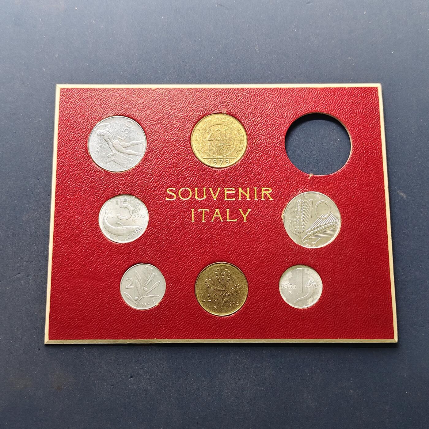 【全场包邮】纯粹捡漏拍504场-更新中 意大利红色卡装7枚套币