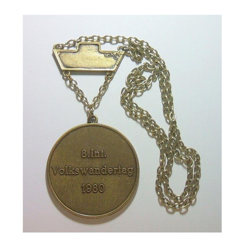 【艺术】德国艺术大章 女神站像高浮雕精制超大铜章 带铭牌+项链 60MM 62克