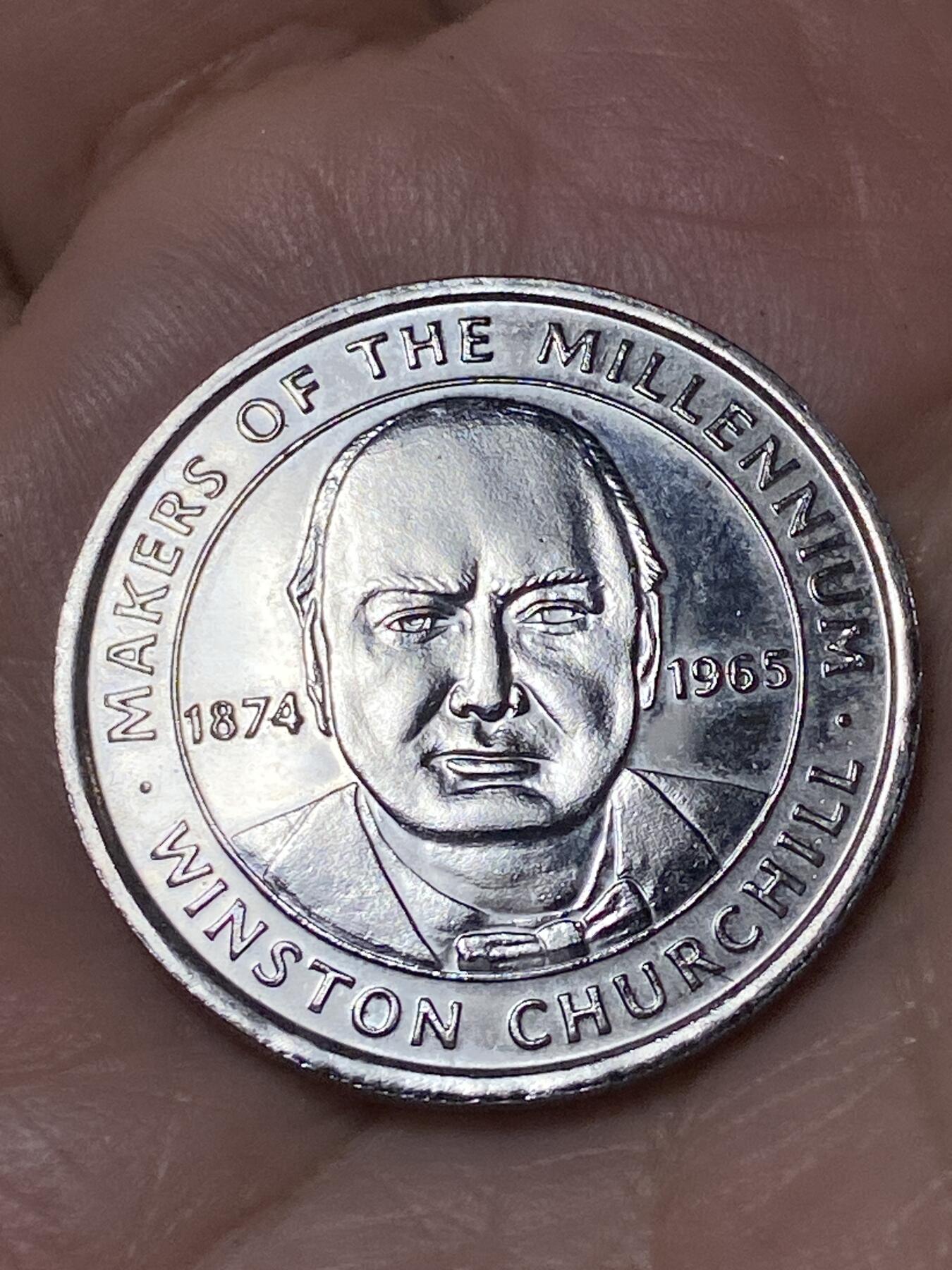 2026年第二十九场(总第一百九十八场）英国一线回流散币新年初九特拍场第一场(免佣金) 英国🇬🇧 2000年代币(Sainsbury's连锁超市发行的“千禧年缔造者”系列代币，温斯顿·丘吉尔)