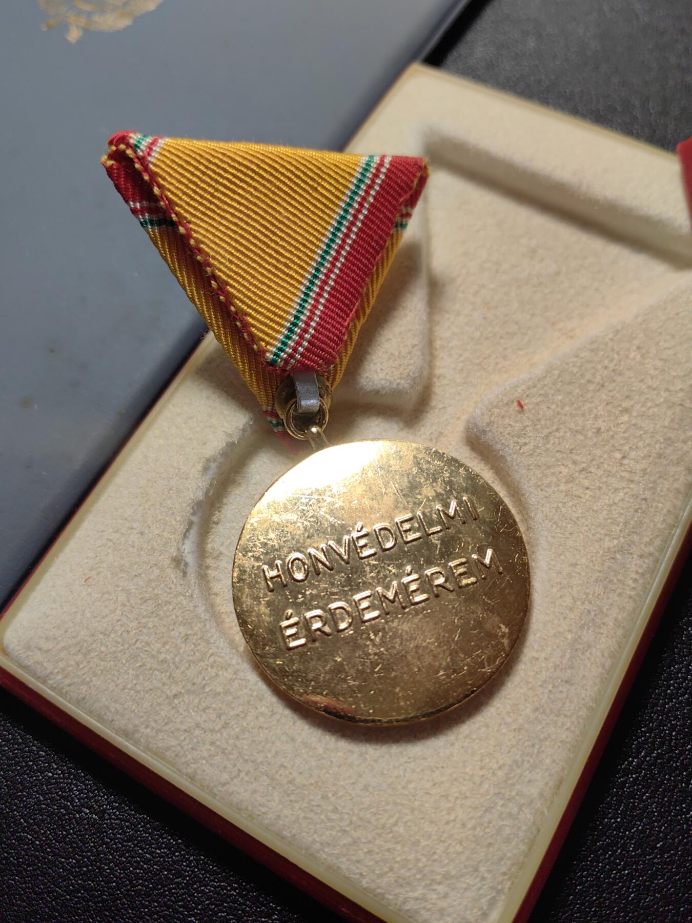 靖甫拍卖第五场 匈牙利民兵10年服役奖章带证