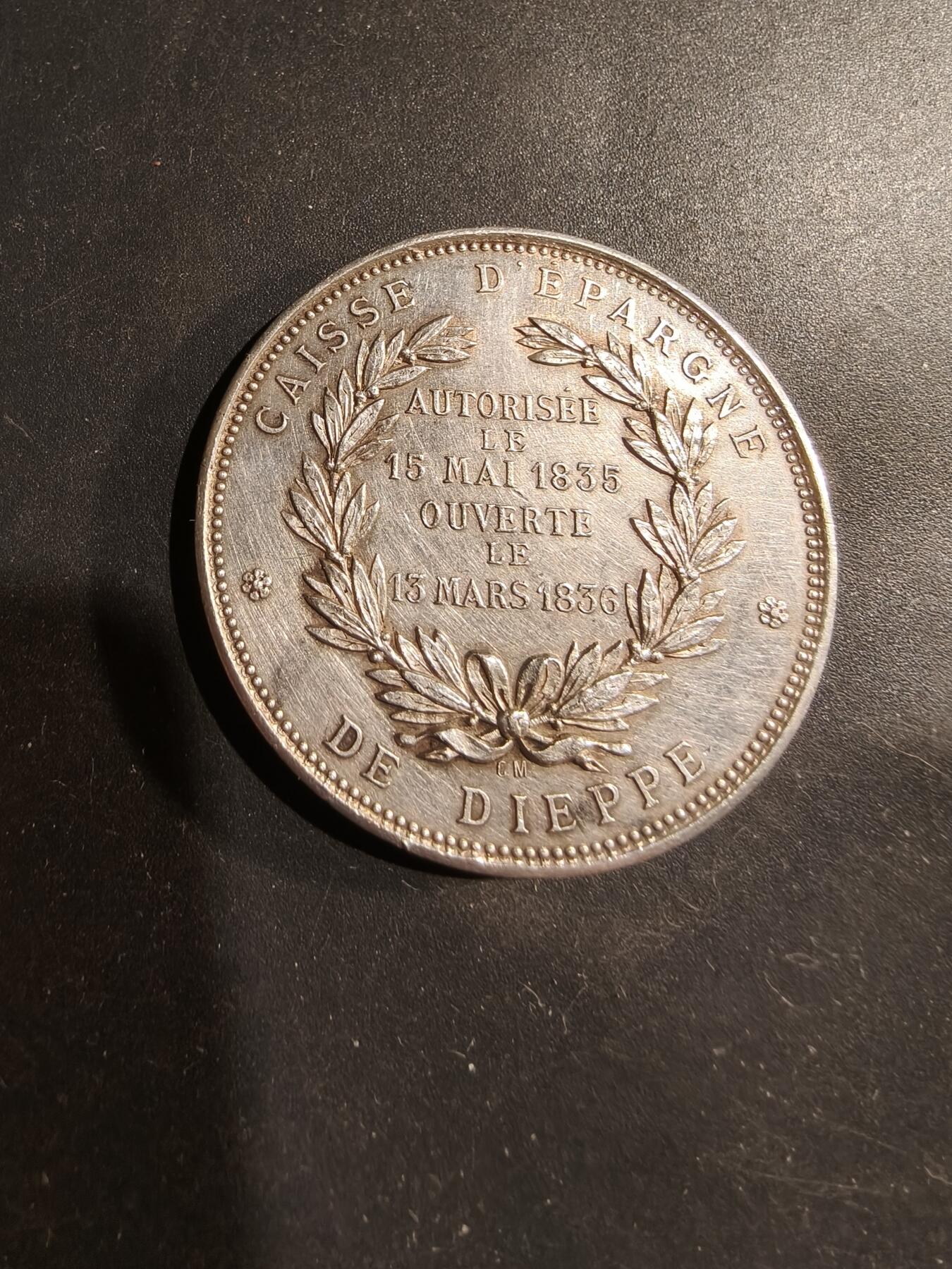 老王徽章第183期 法国迪耶普储蓄银行大银章    950银    直径37mm    重量21.6g