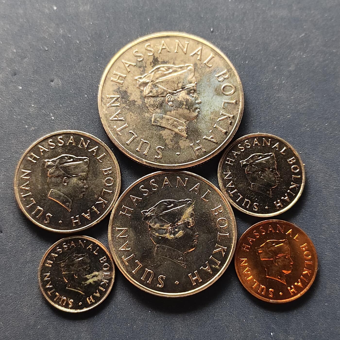 【全场包邮】纯粹捡漏拍504场-更新中 文莱1985年6枚精制套币-含1元精制币