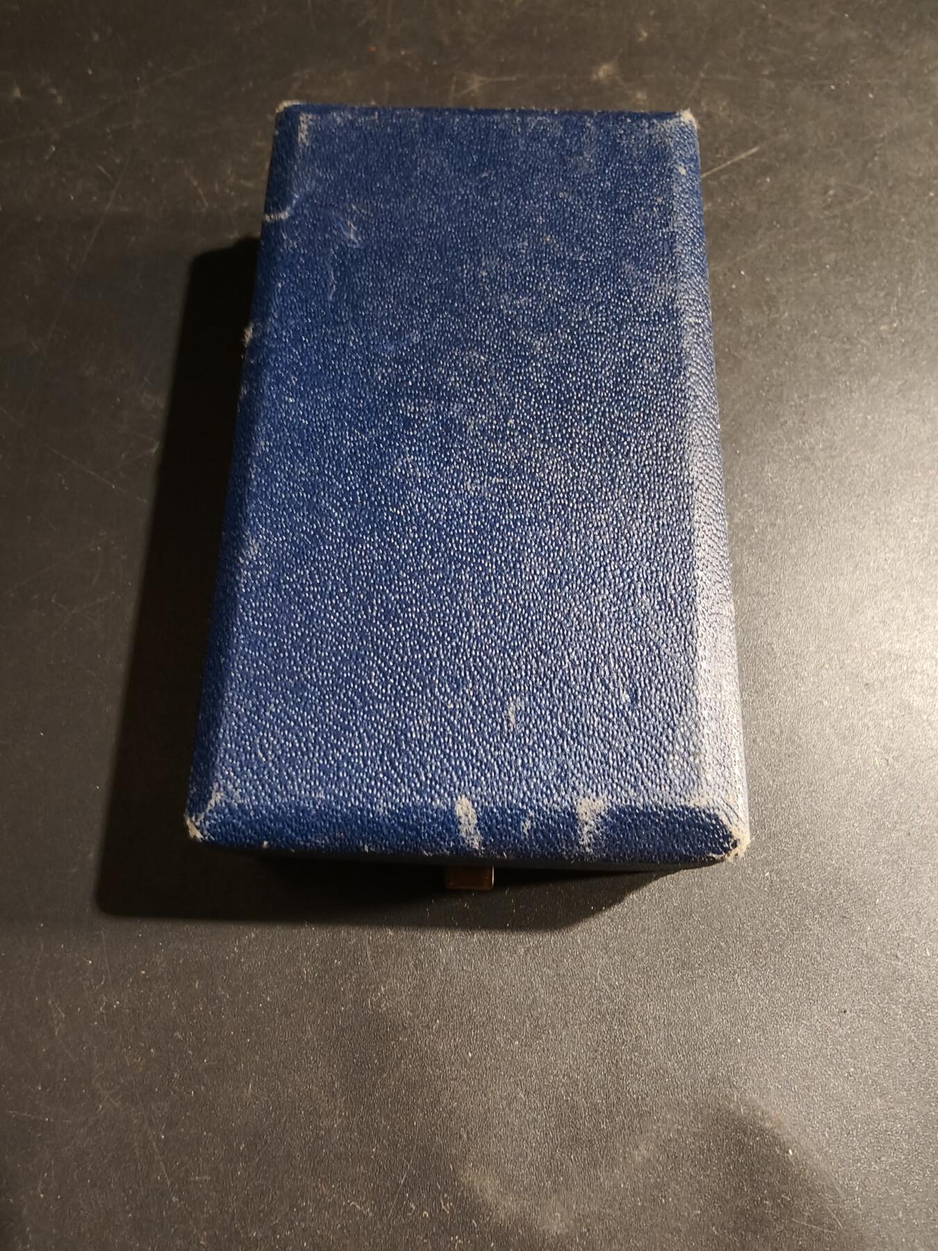 老王徽章第183期 法国骑士级农业功绩勋章    原盒