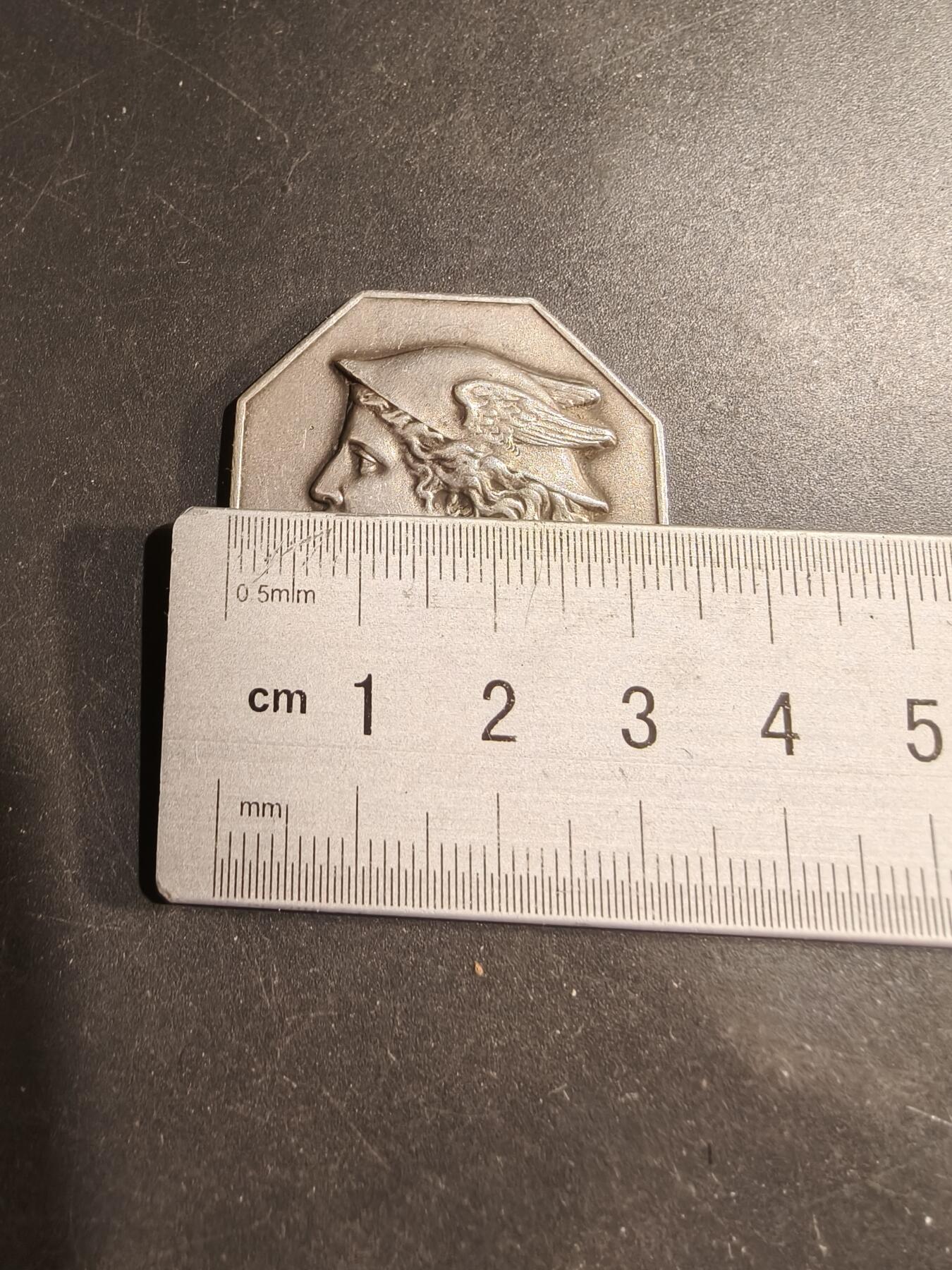 老王徽章第183期 法国迪耶普商会银八角章    950银    直径33mm     重量18.2g