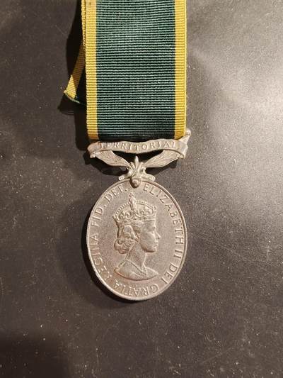 老王徽章第183期 - 英国女王版效率奖章   拷贝