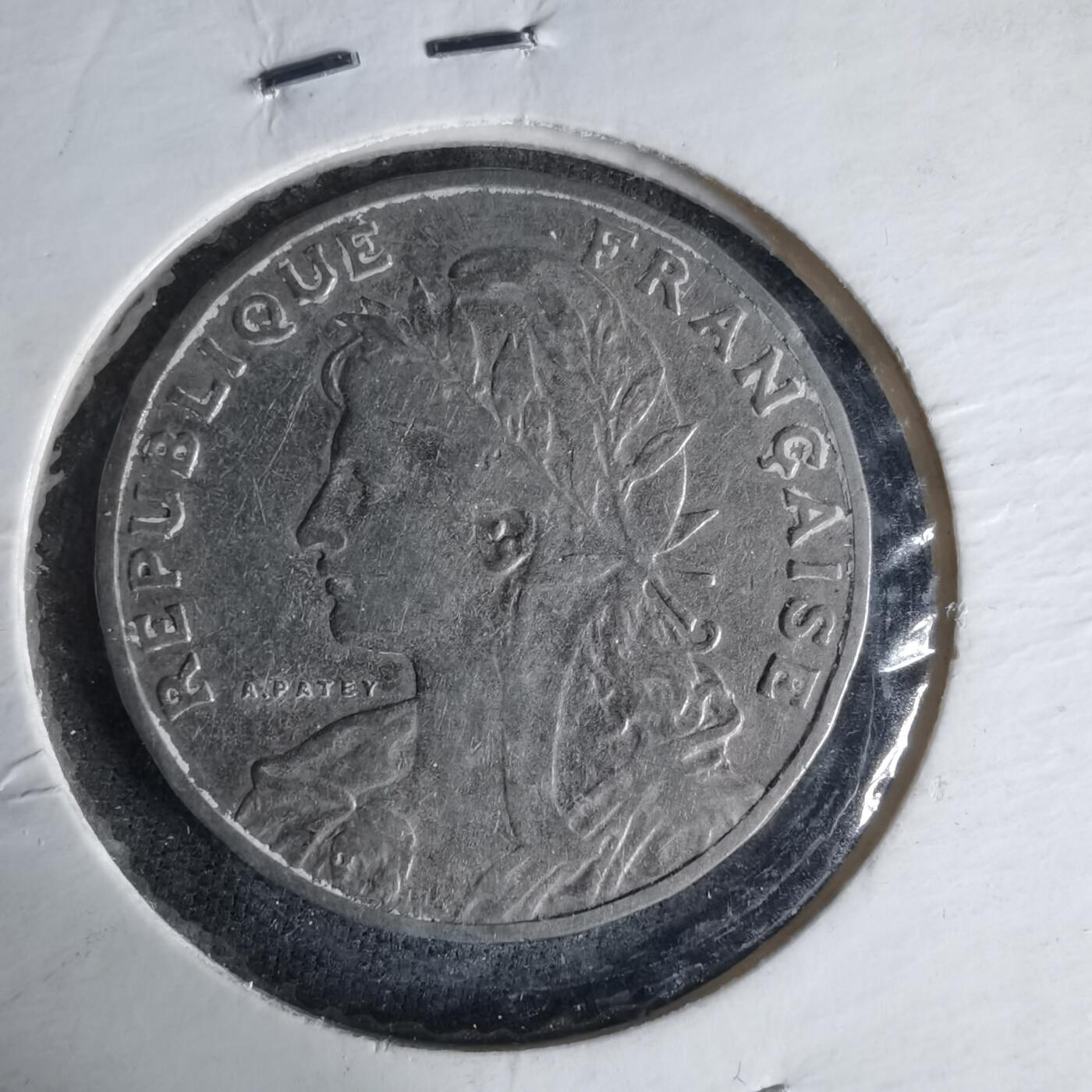 沼泽如烟--第999场