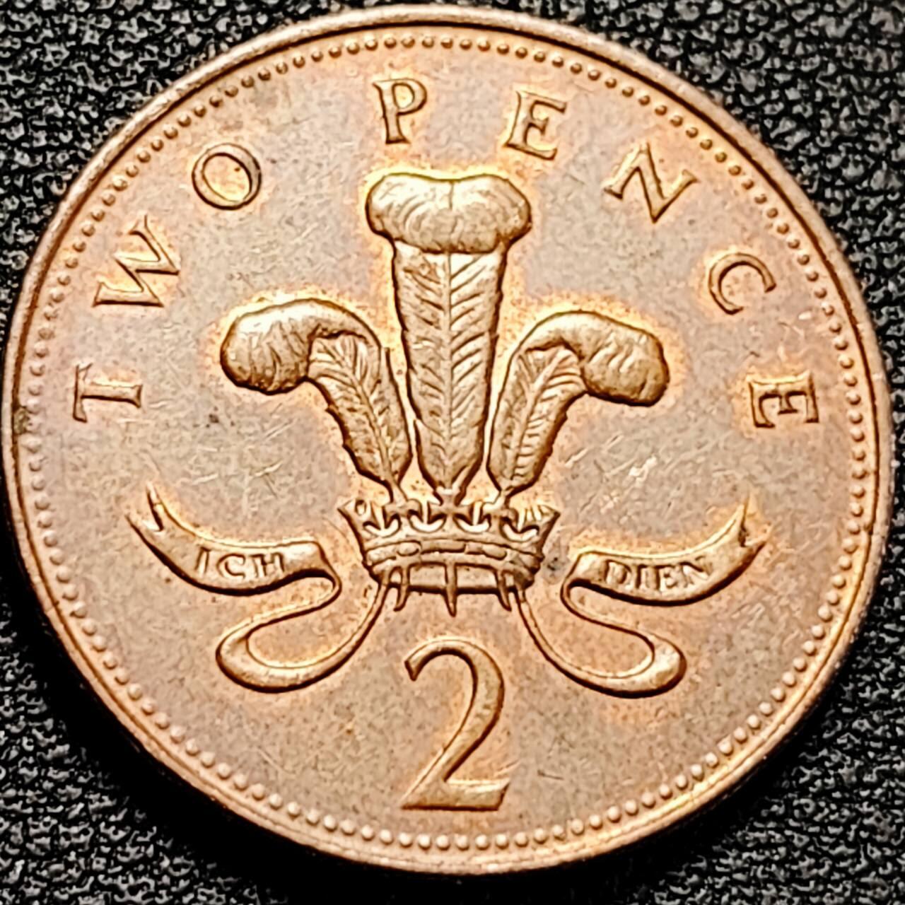 泉币菌-第193场- 新年第一场 新年快乐 本场拍品多 请提前出价 1999年英国2便士 铜币 威尔士皇冠 狮子雄狮 