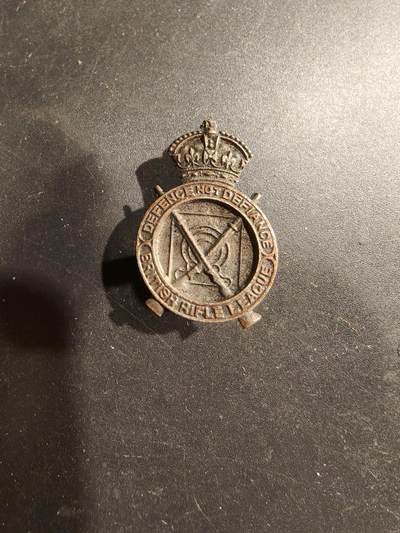 老王徽章第183期 - 英国步枪射击联盟证章    