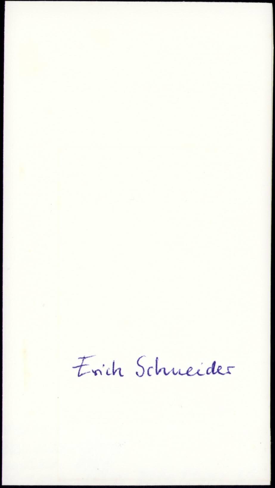 小驴勋章奖章收藏2月22日周日晚六点拍卖（珍爱和平，收藏战争，铭记历史，勿忘国耻，忠党爱国。有偿代拍，送拍规则在简介最后，参拍须阅读规则后再参拍，关系到运费包装发货时效真假辨别等关键信息，拍卖时不再发原图，看大图店主微信码在拍卖店铺介绍里） 历经3个装甲师的面包师骑铁Erich Schneider战后亲签