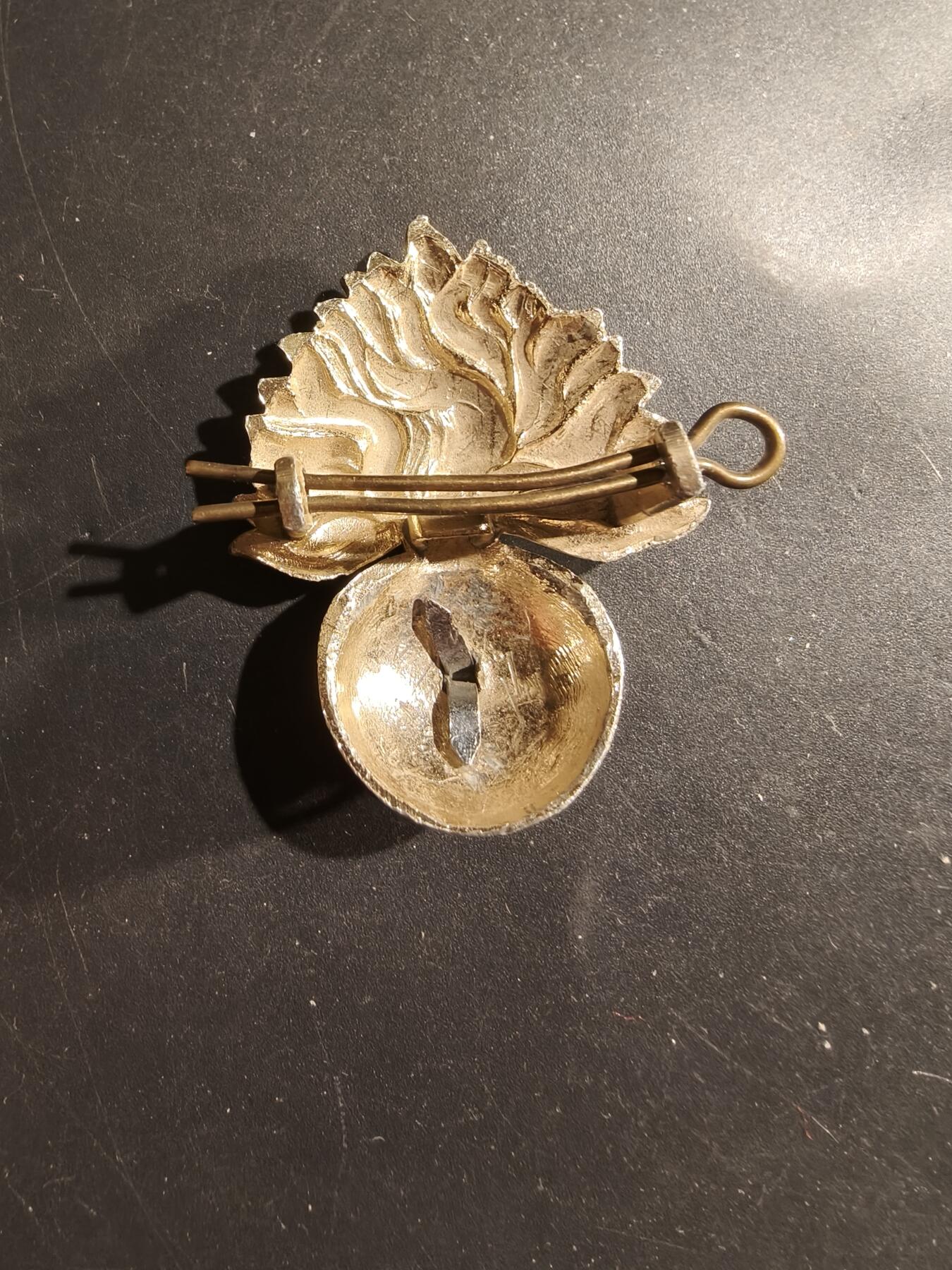 老王徽章第183期 英国皇家燧发枪团帽徽    女王时期