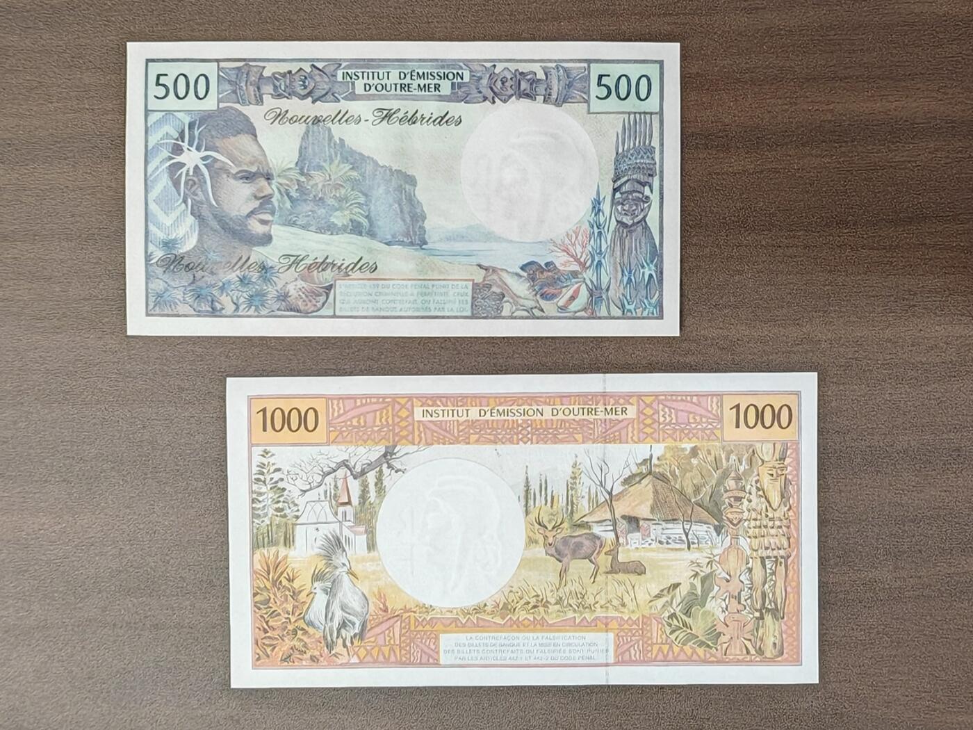 【礼羽收藏】🌏世界钱币拍卖125期 （一组2张）【UNC】大洋洲 新赫布里底群岛 500.1000纸币