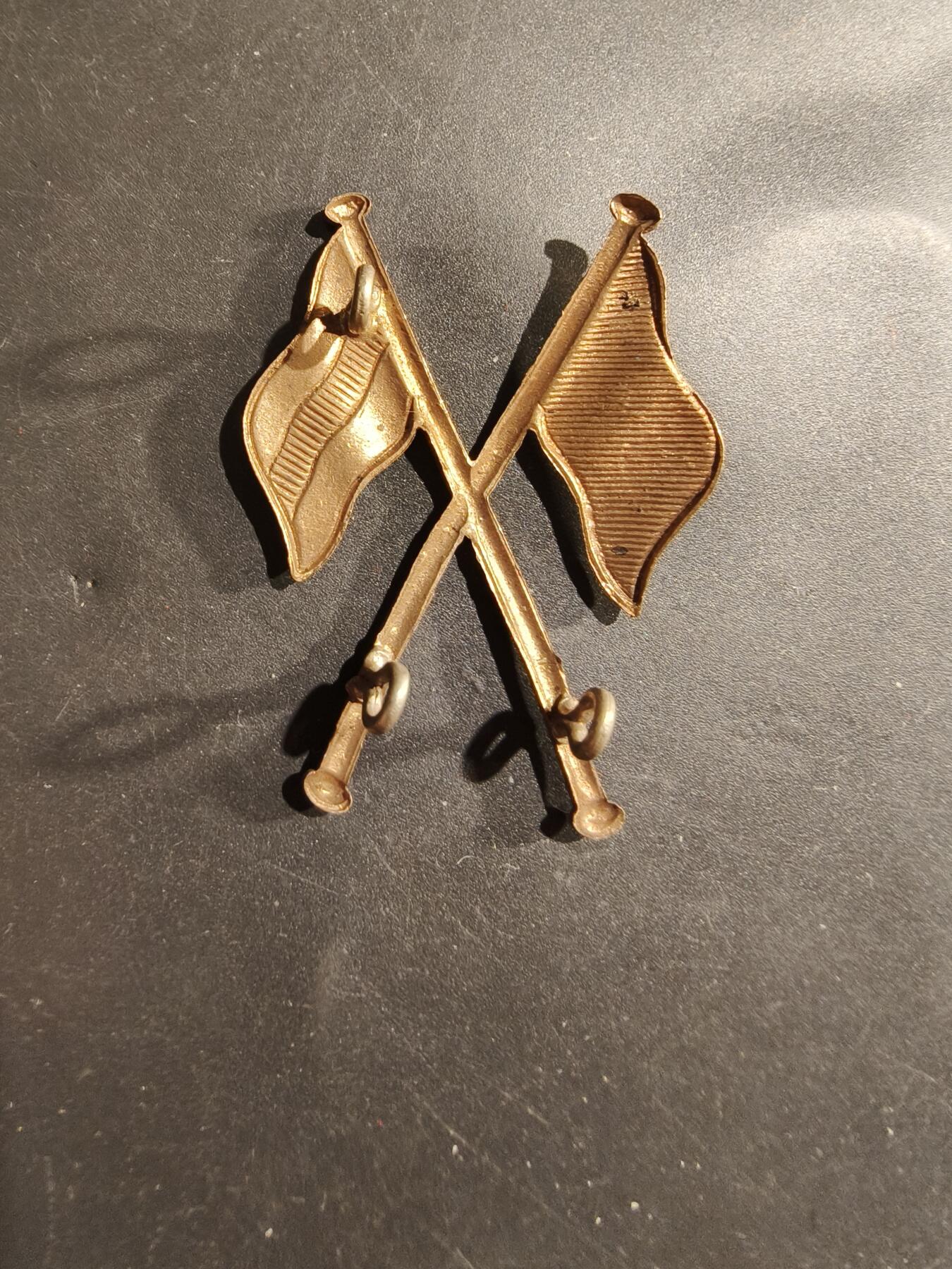 老王徽章第183期 英国皇家通信团帽徽     一战时期