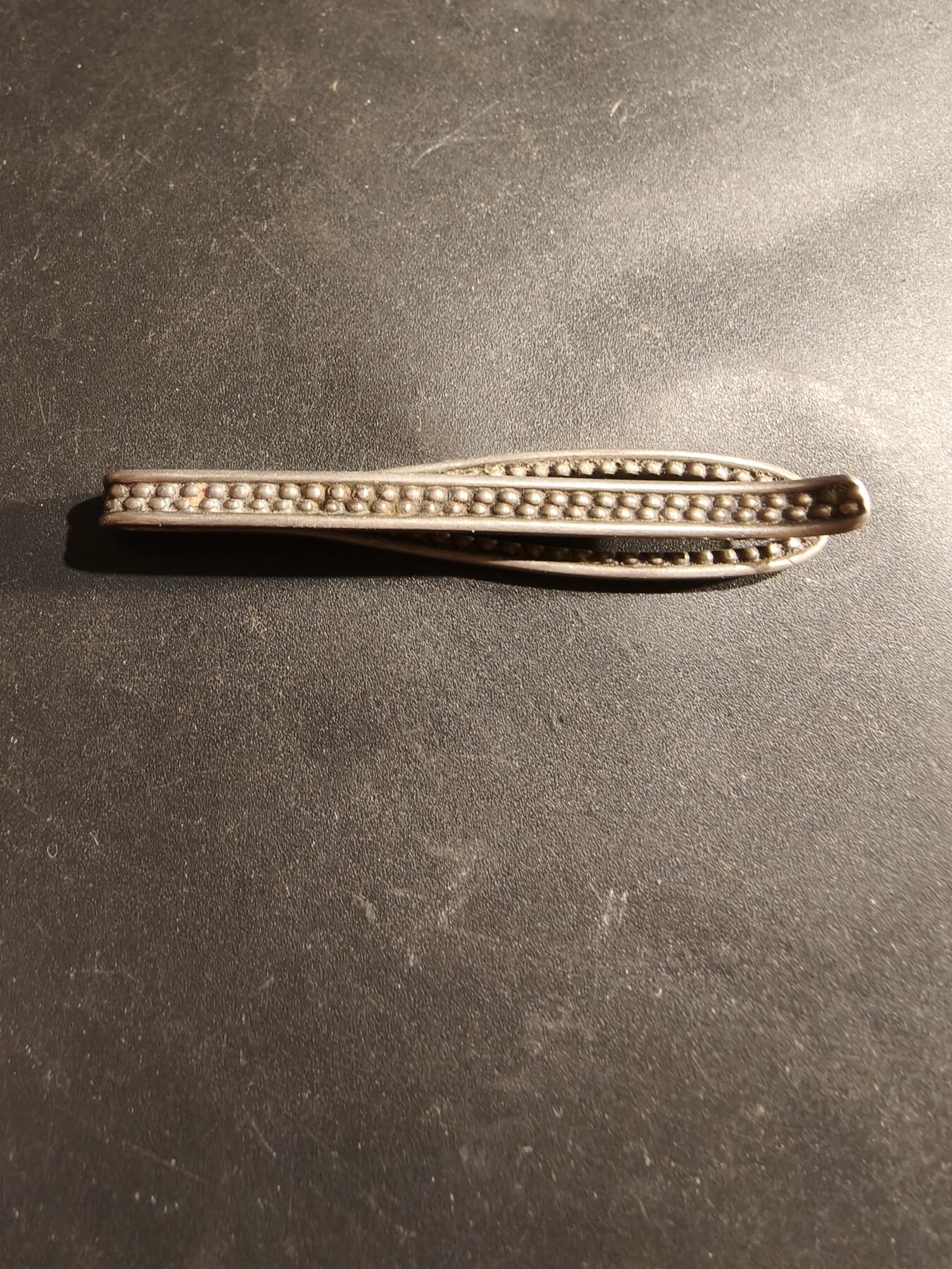 老王徽章第183期 丹麦银夹子      925银     8.1g      