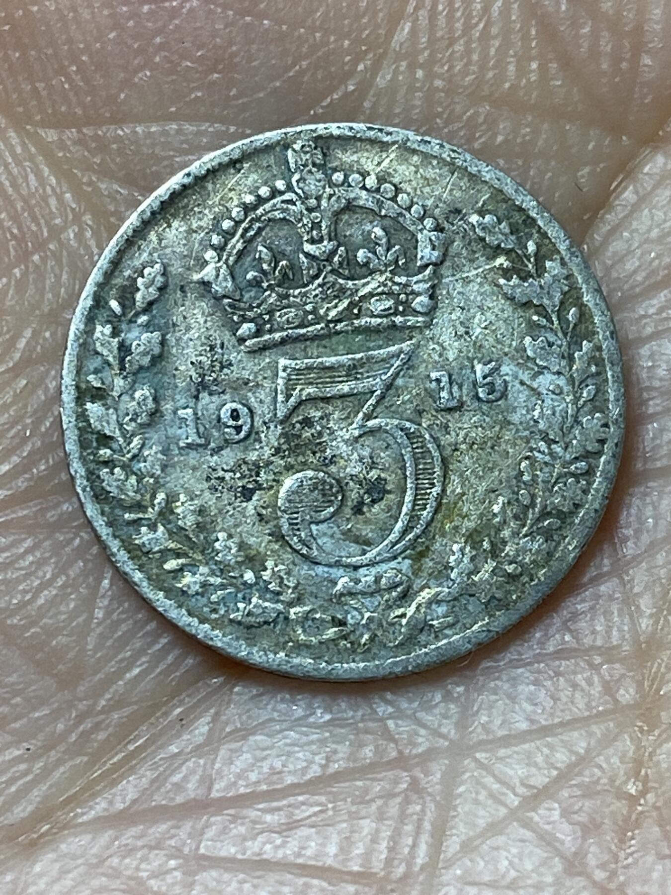 2026年第二十九场(总第一百九十八场）英国一线回流散币新年初九特拍场第一场(免佣金) 英国🇬🇧1915年3便士银币(乔治五世第一版，925高银)