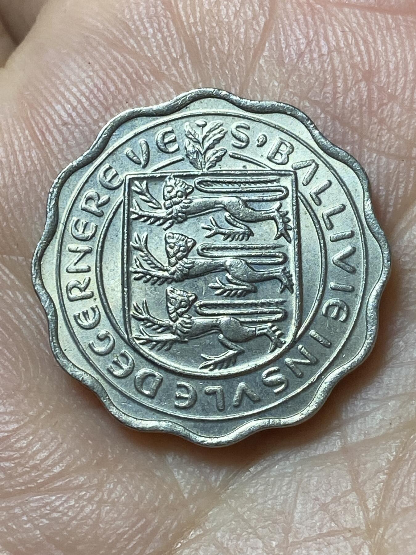 2026年第二十九场(总第一百九十八场）英国一线回流散币新年初九特拍场第一场(免佣金) 英属根西岛🇬🇬1959年3便士(伊丽莎白二世时期第二版首发年，厚版)