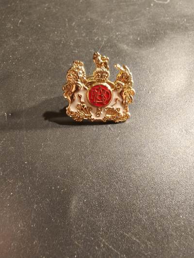 老王徽章第183期 - 英国皇家野牛兄弟会证章