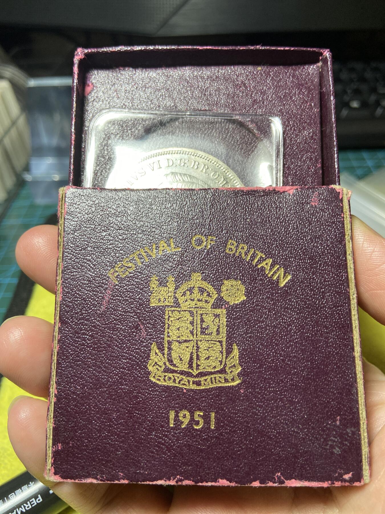 2026年第二十九场(总第一百九十八场）英国一线回流散币新年初九特拍场第一场(免佣金) 英国🇬🇧红盒原盒1951单年份5先令马剑(乔治六世时期)