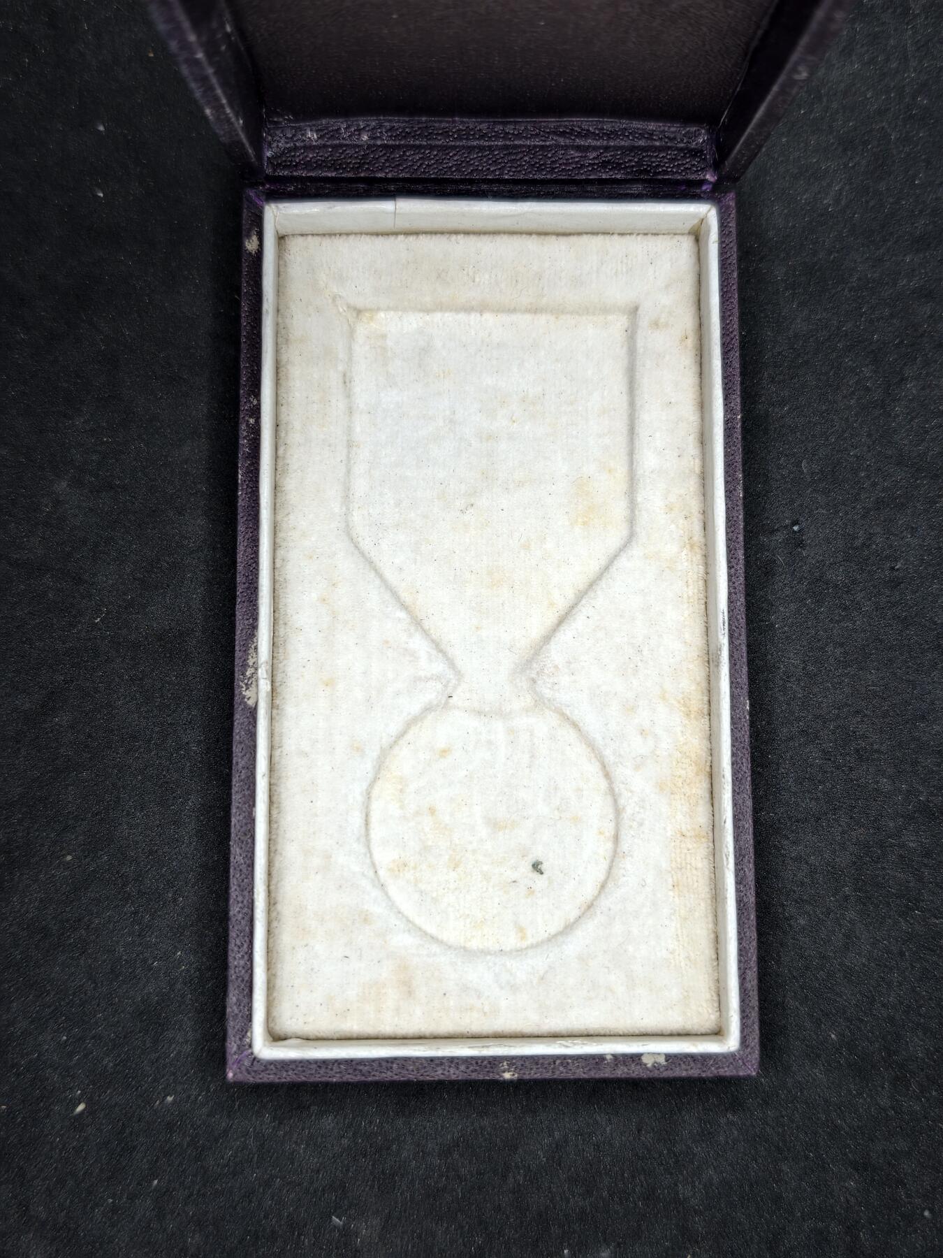 凯旋世界勋赏（持续上新中）（第22期新年大拍）（欢迎送拍）（对拍品有疑问请询问客服，不接受到手刀，出价默认拍品品相。请认真阅读拍卖规则！出价默认已认可！）（收到货请录制开箱视频，无视频概不处理问题。）