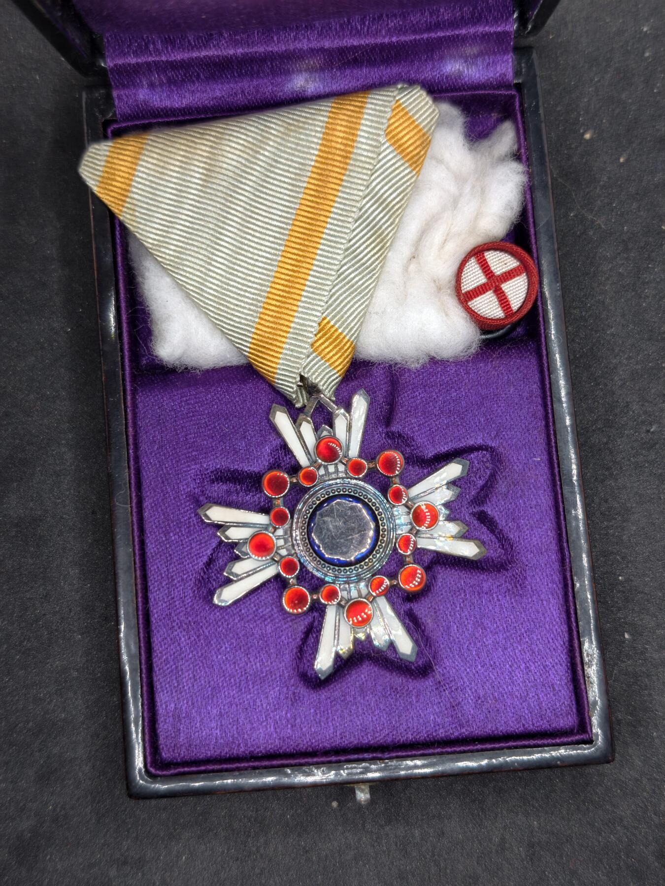 凯旋世界勋赏（持续上新中）（第22期新年大拍）（欢迎送拍）（对拍品有疑问请询问客服，不接受到手刀，出价默认拍品品相。请认真阅读拍卖规则！出价默认已认可！）（收到货请录制开箱视频，无视频概不处理问题。）