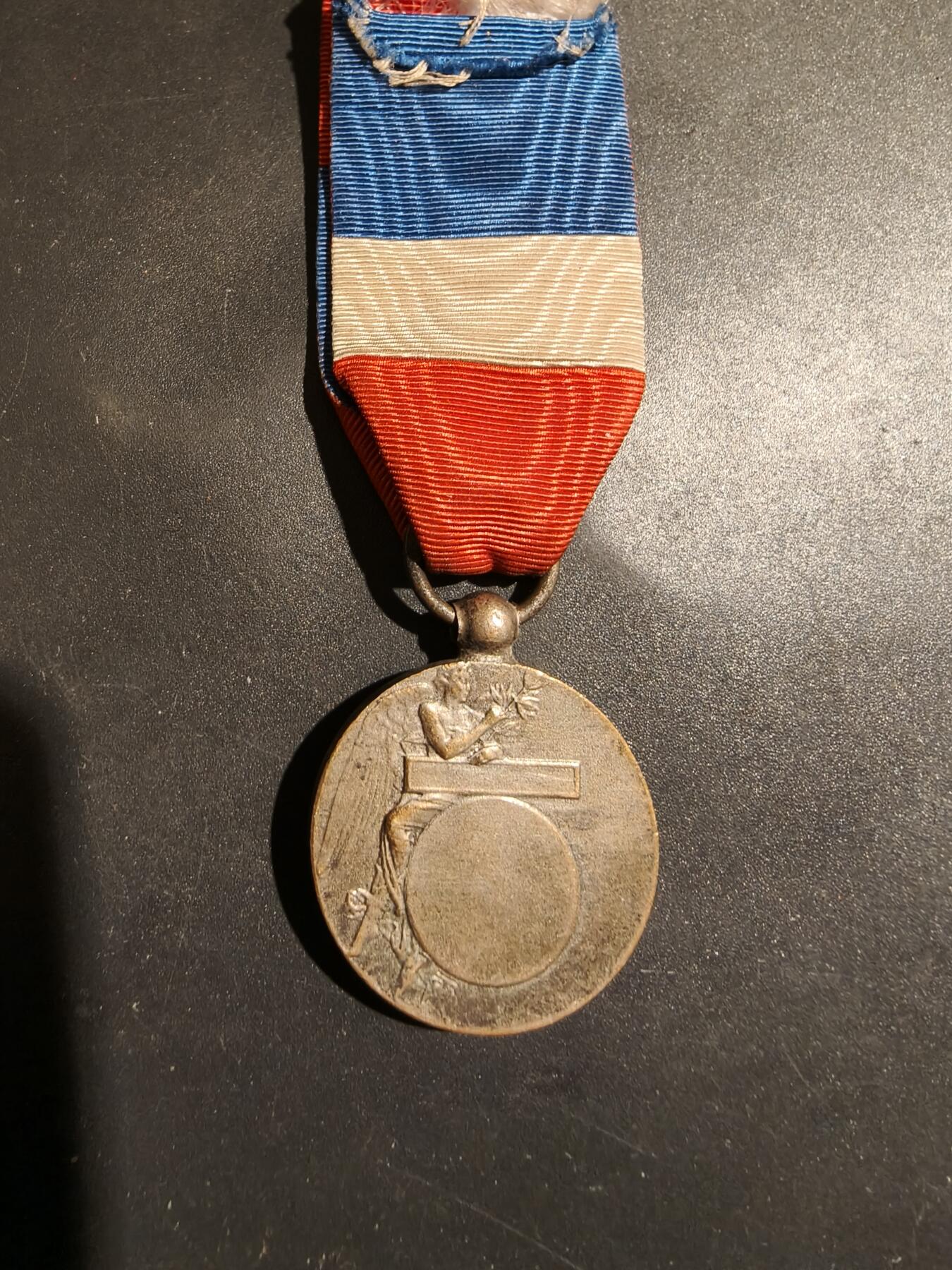 老王徽章第183期