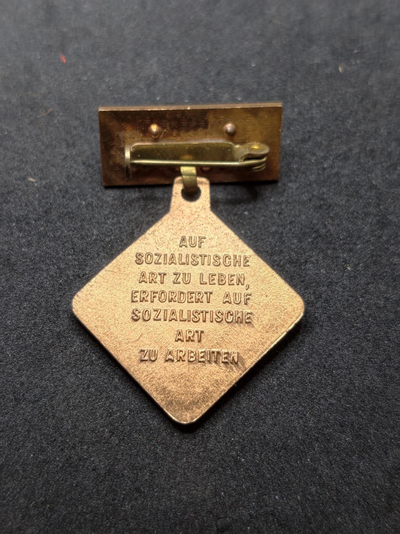 凯旋世界勋赏（持续上新中）（第22期新年大拍）（欢迎送拍）（对拍品有疑问请询问客服，不接受到手刀，出价默认拍品品相。请认真阅读拍卖规则！出价默认已认可！）（收到货请录制开箱视频，无视频概不处理问题。）