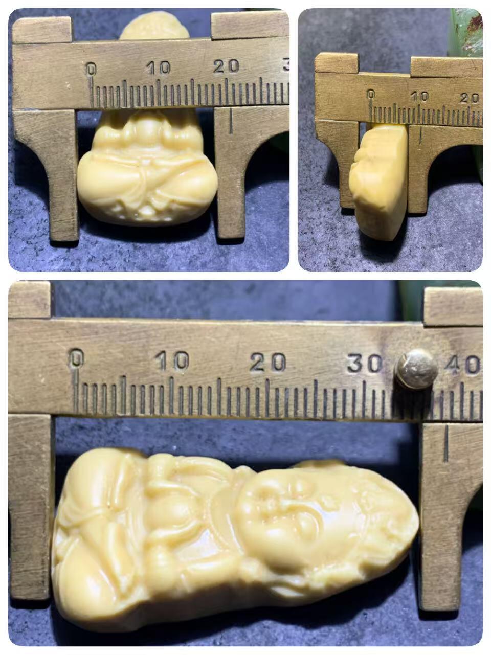 精美高玉化金膏玉雕刻宝宝佛吊坠一个