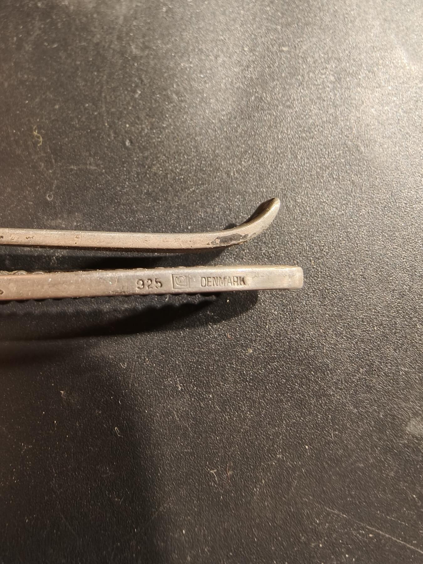 老王徽章第183期 丹麦银夹子      925银     8.1g      