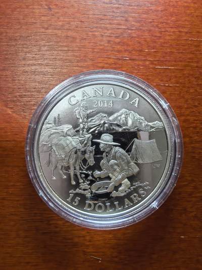 长老汇马年精选第一场拍卖 - 2014加拿大淘金热15加元银币，23.17克9999银，带证书，造币厂原包装，1.5万枚