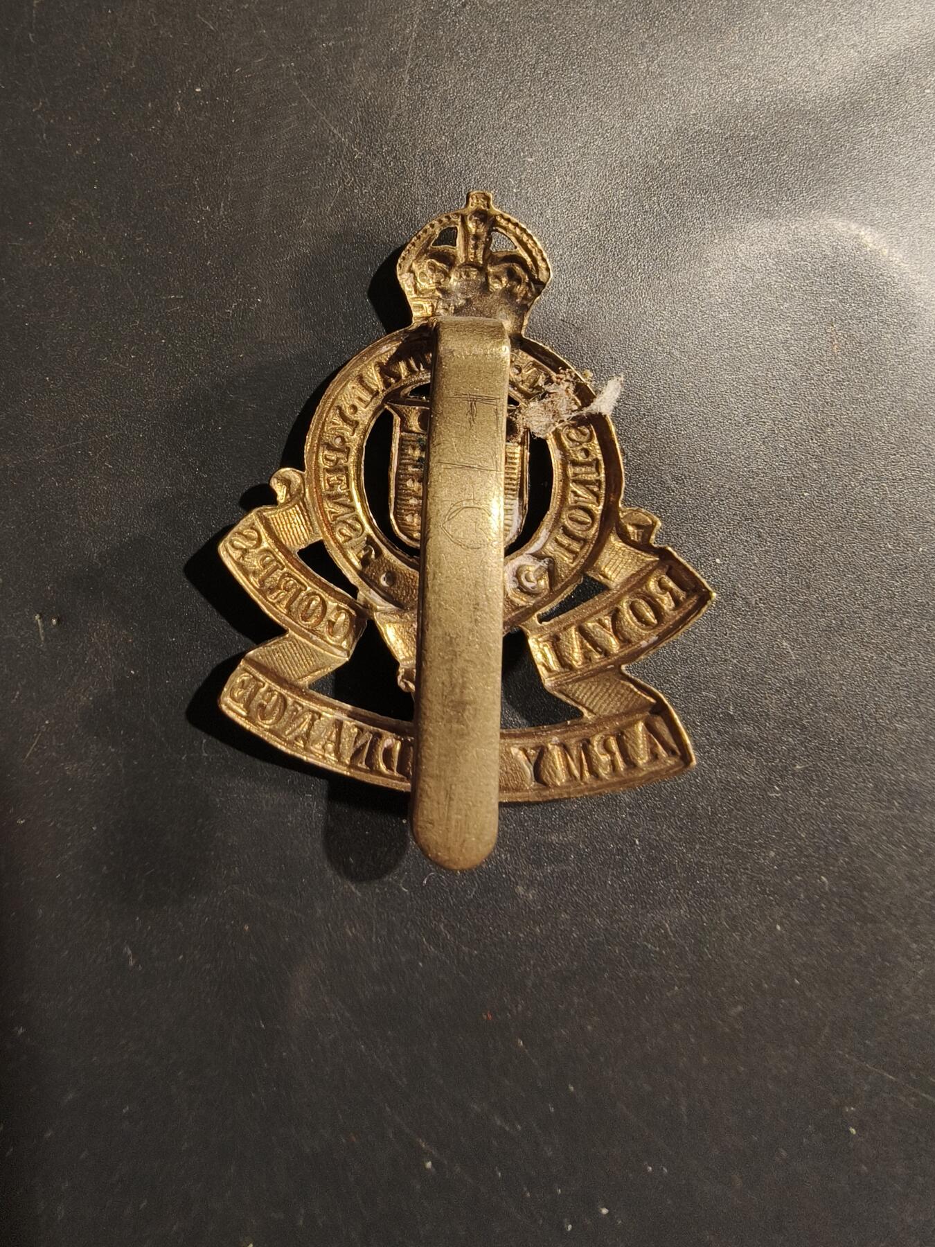 老王徽章第183期 英国皇家军械署帽徽     一战时期