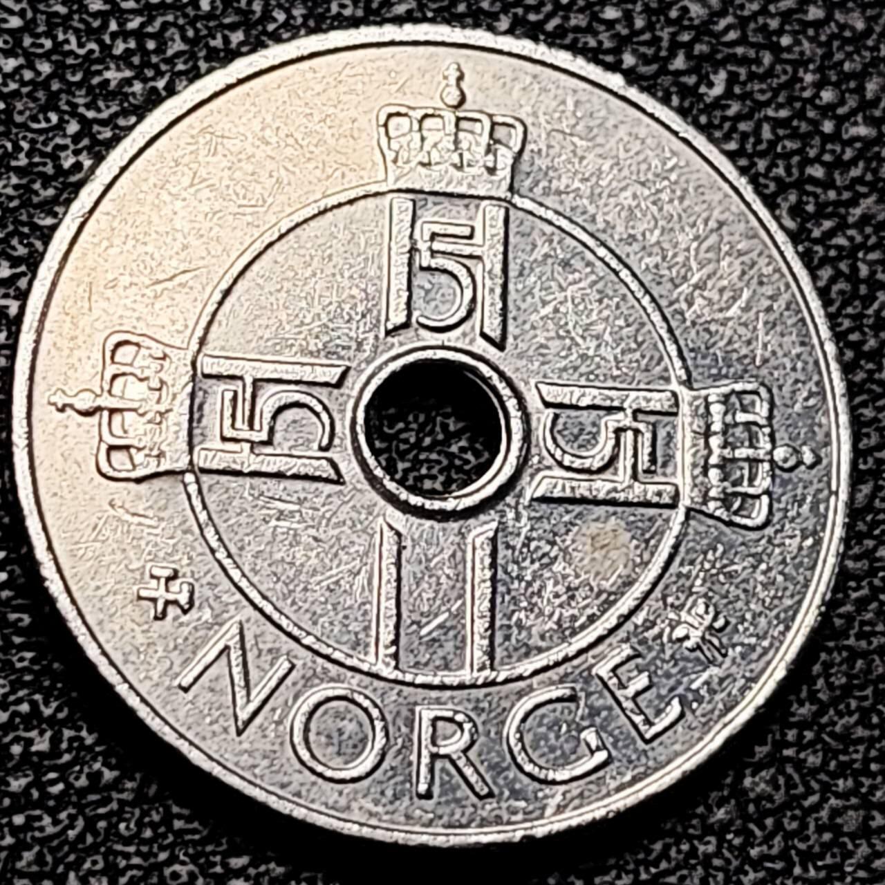 泉币菌-第193场- 新年第一场 新年快乐 本场拍品多 请提前出价 哈拉尔五世小鸟 挪威1克朗圆孔铜镍硬币 21.0毫米 4.3克