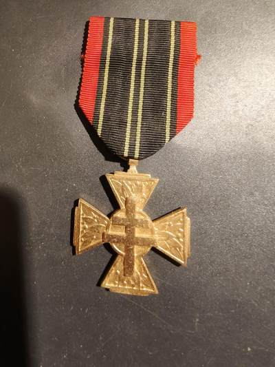 老王徽章第183期 - 法国二战抵抗组织志愿者服役十字奖章