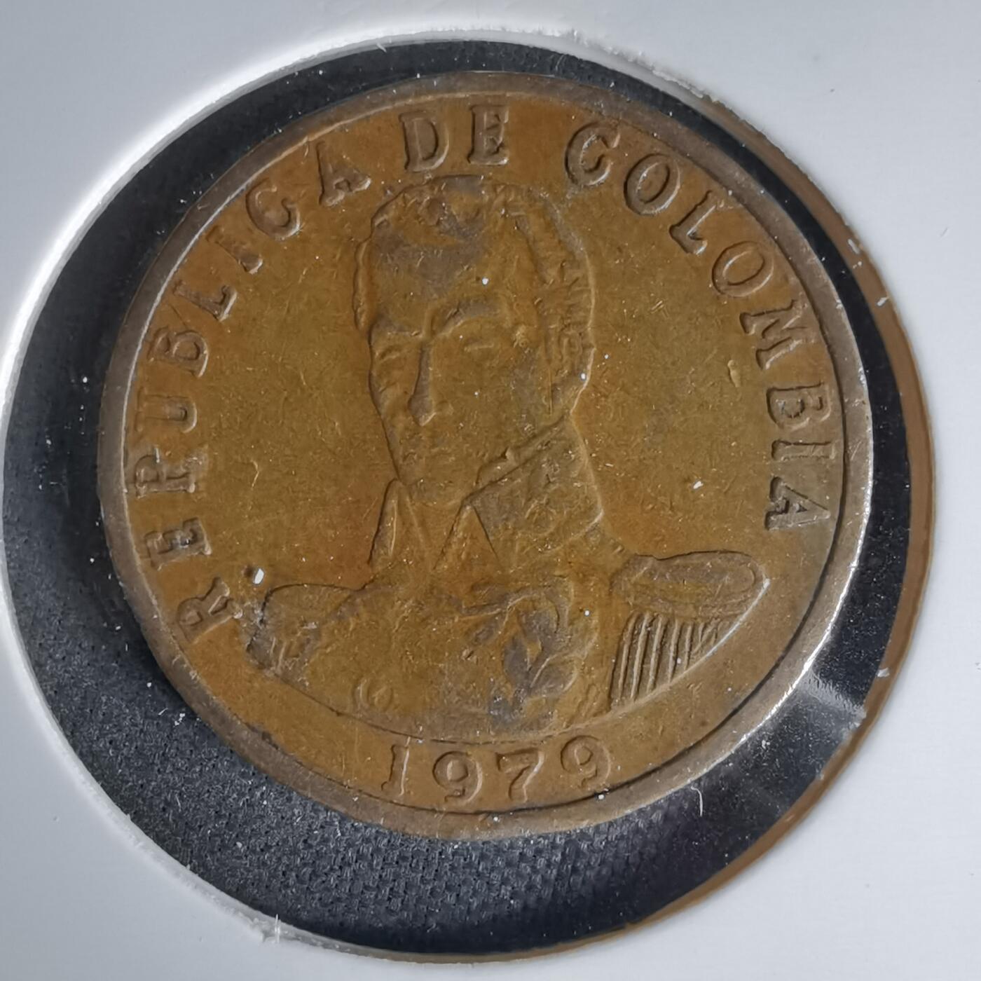 沼泽如烟--第999场 哥伦比亚1979年2比索