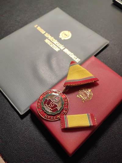 靖甫拍卖第五场 - 匈牙利人民军10年服役奖章带证