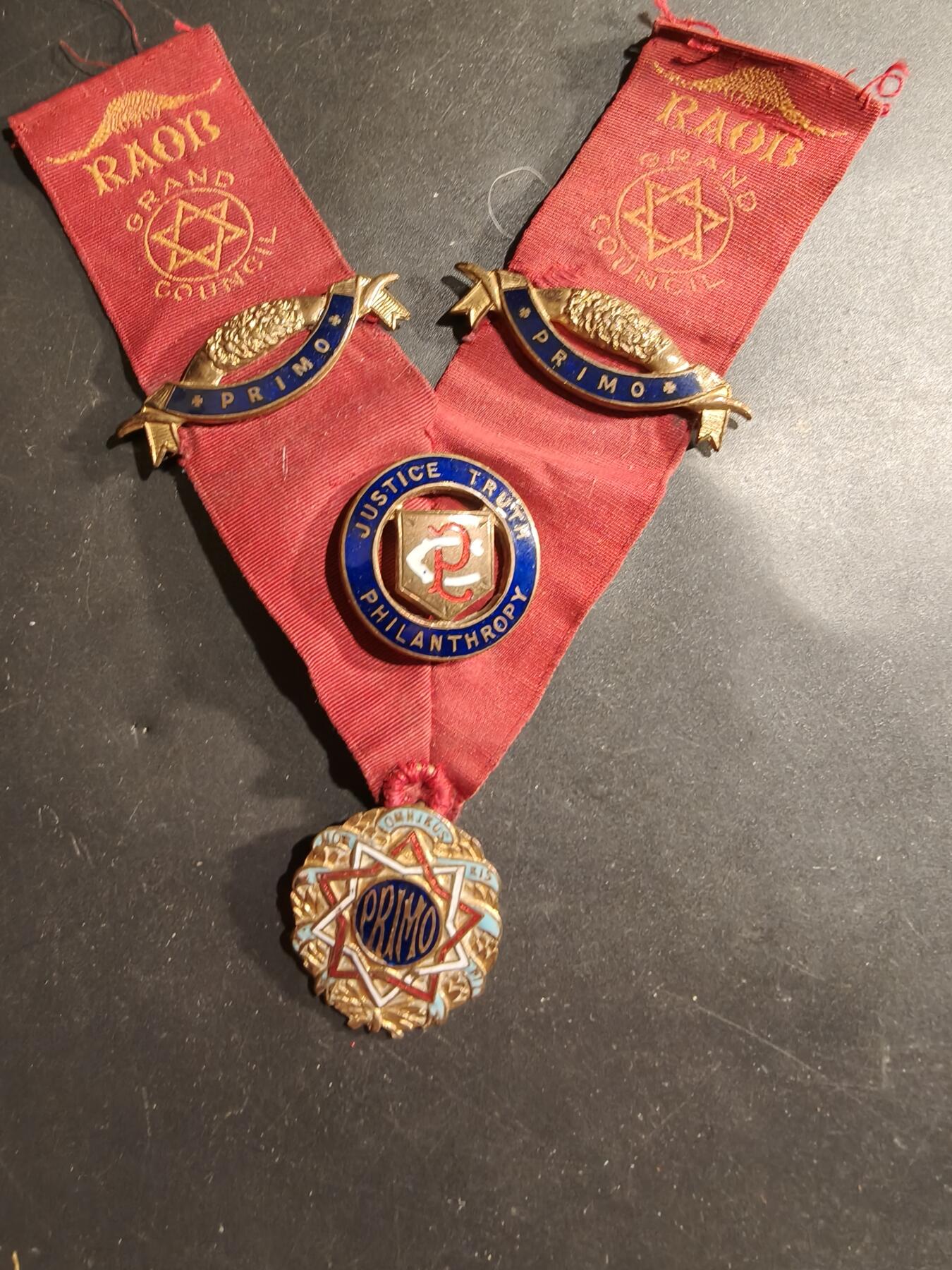 老王徽章第183期 英国皇家野牛兄弟会奖章